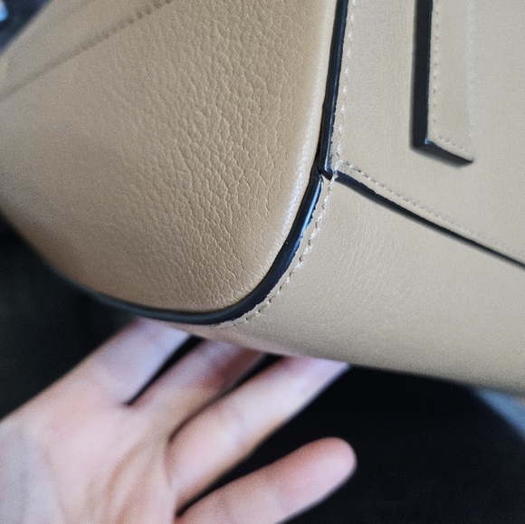 Givenchy Antigona - Picture 15 of 16